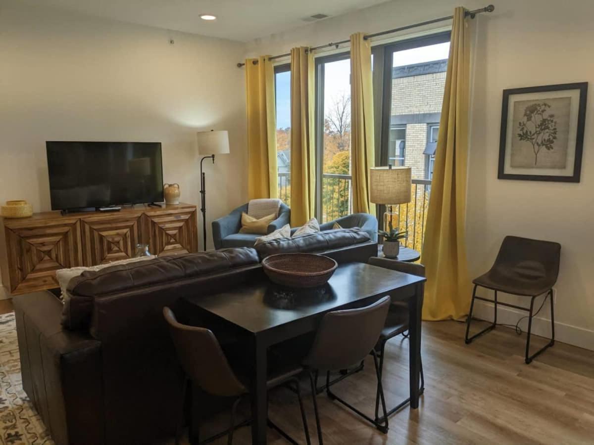 Downtown Traverse City Capri Condo 316 Bagian luar foto